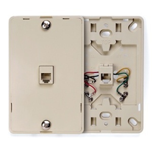 Leviton 40214-00I Screw Terminal Phone Faceplate