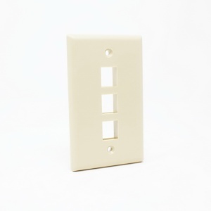 Dynacom 10600-P3-IV 3-Port Single-Gang Wallplate, Ivory