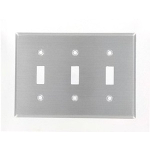 Leviton 83011 3G 3SW PLT Wallplate