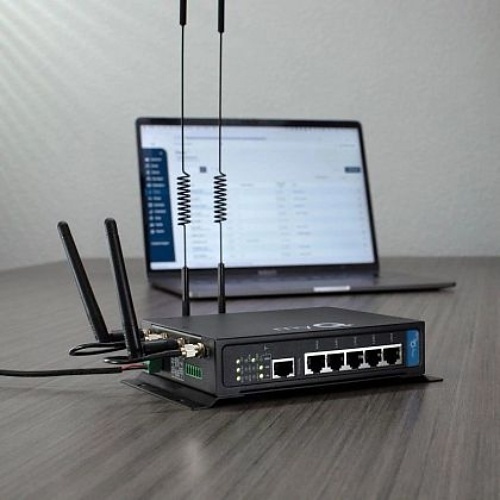 Thumbnail 4 for LiftMaster MYQCOMM myQ Commercial Gateway Cellular Router