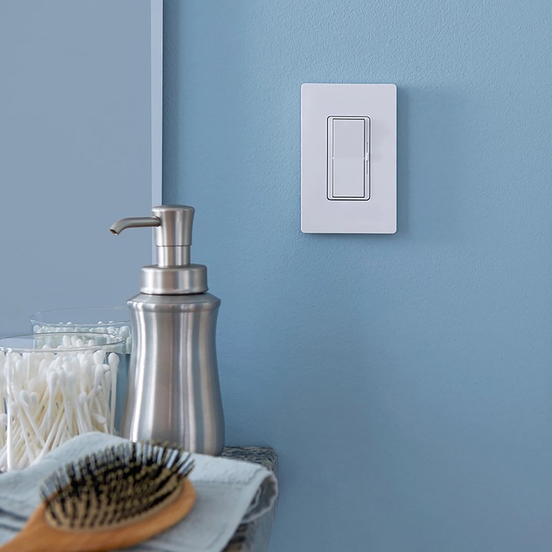 Thumbnail 4 for Lutron CW-1-BL Claro 1 Gang Wall Plate for Decorator / Designer Paddle Switches and Dimmers, Gloss Finish, Black