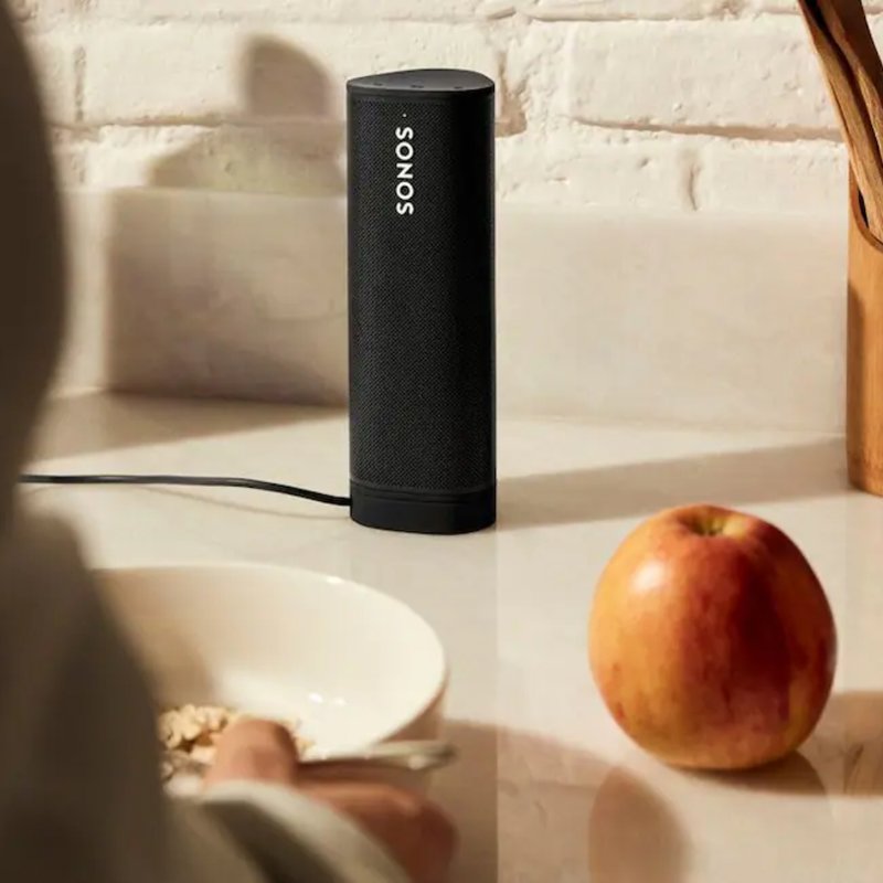 Thumbnail 4 for Sonos Wireless Charger for Roam, Roam SL, and Roam 2, Black