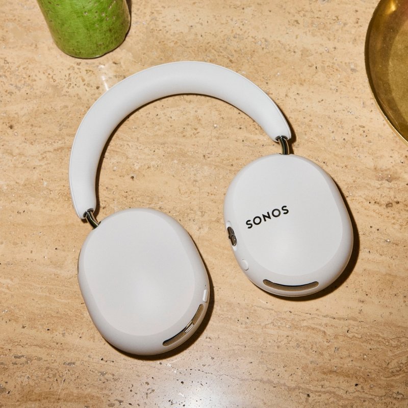 Thumbnail 7 for Sonos ACEULUS1 Sonos Ace Ultra Noise-Canceling Headphones, USB-C and 3.5mm, Soft White