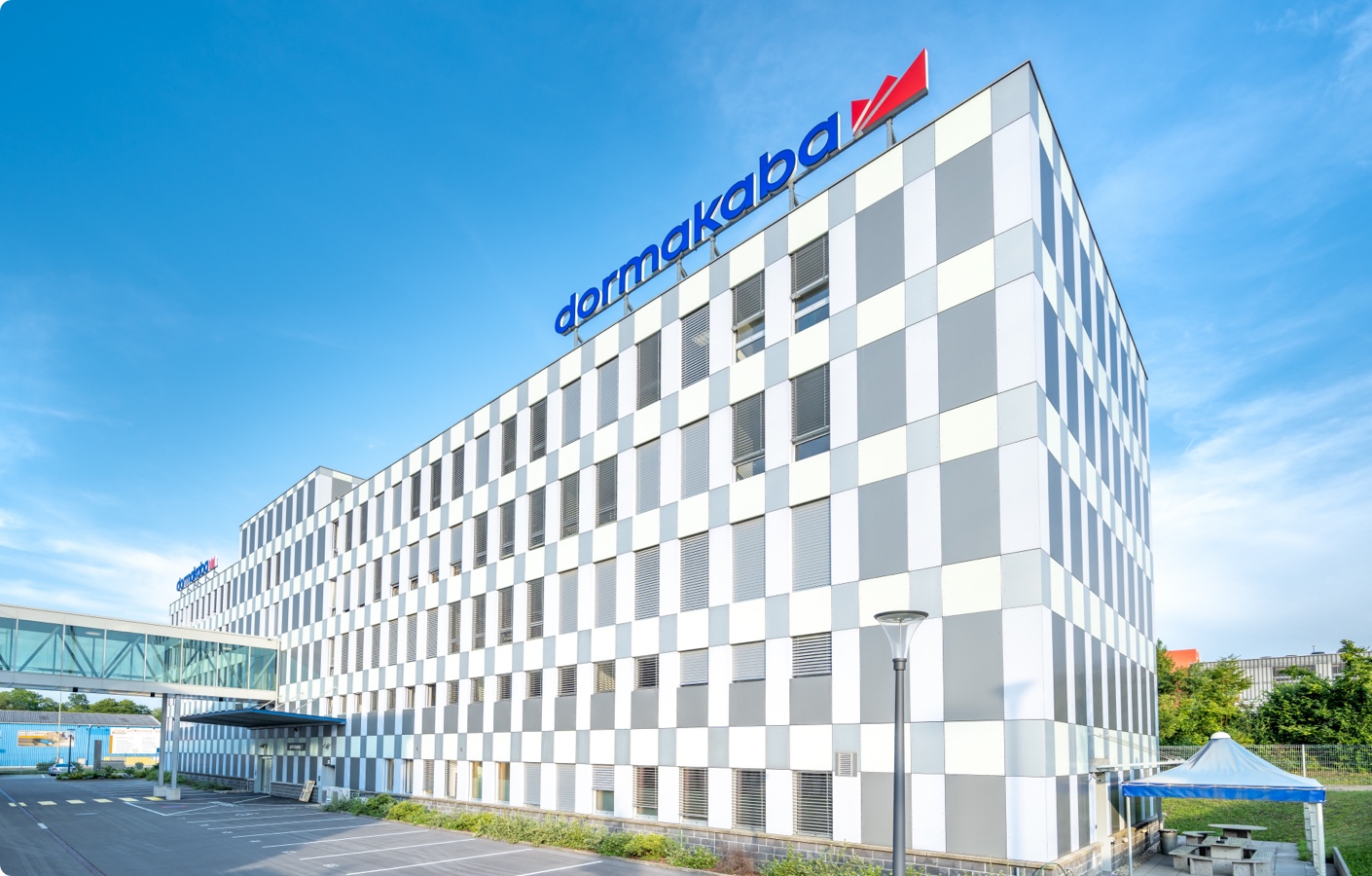 dormakaba